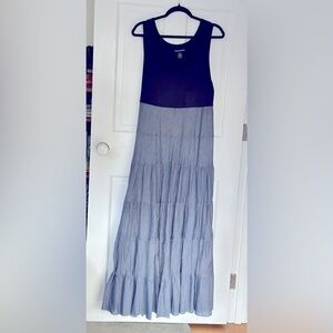 EUC Chelsea and Theodore blue tiered skirt maxi dress - size XL